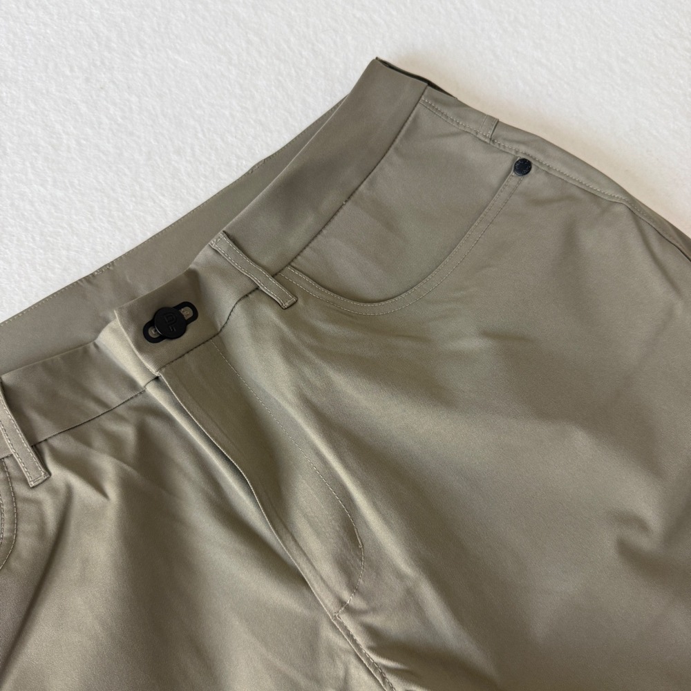 Public Rec All Day Every Day Pants‎ Men 35x30 Tan Green Performance Athleisure